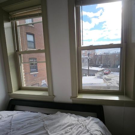 Dc Playhouse Bed And Breakfast Hotel Вашингтон Экстерьер фото