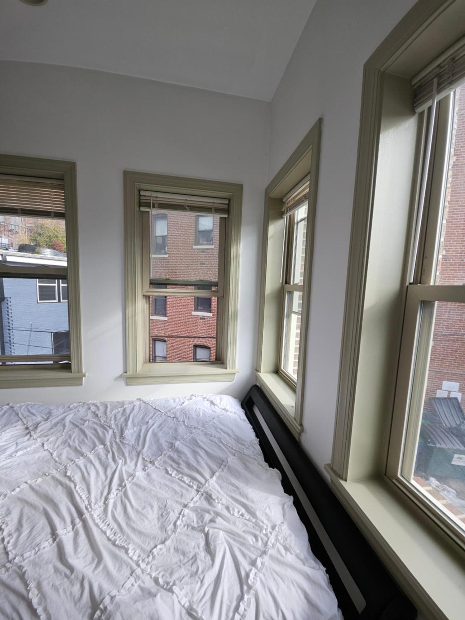Dc Playhouse Bed And Breakfast Hotel Вашингтон Экстерьер фото